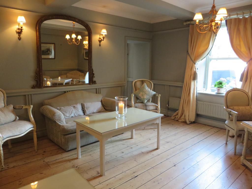 Conyngham Arms Hotel Слейн Екстериор снимка